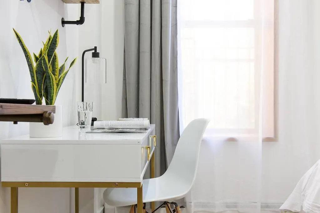 1597-8 Luxury Studio Upper East Side W&D New York Apartment