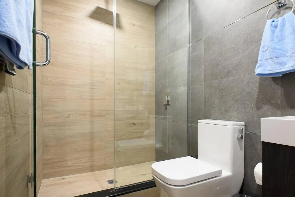 1597-8 Luxury Studio Upper East Side W&D New York Apartment