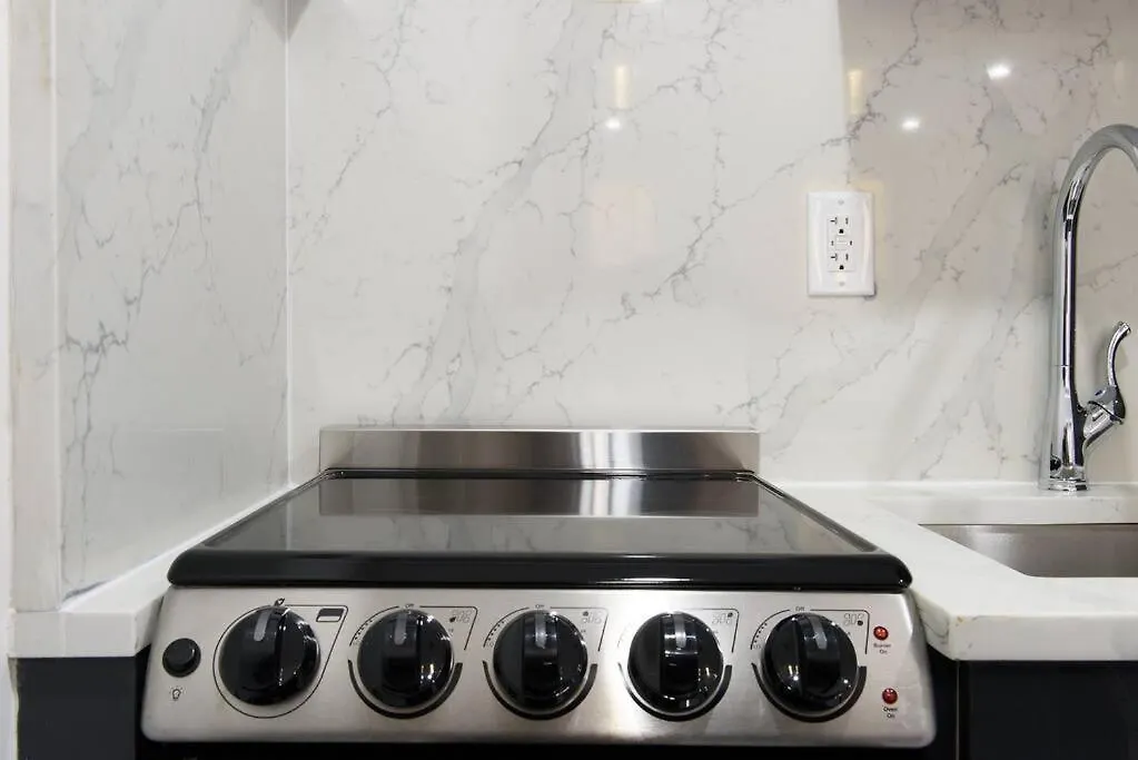 Apartment 1597-8 Luxury Studio Upper East Side W&D New York USA